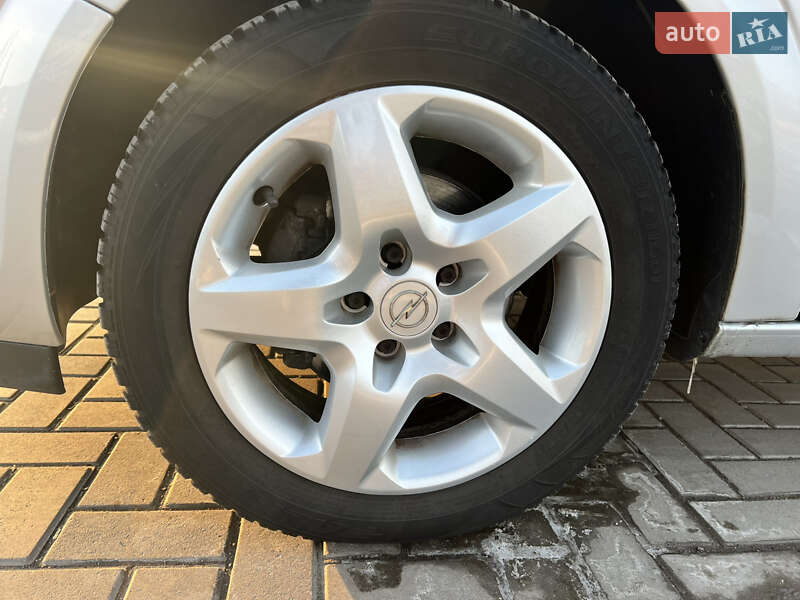 Хэтчбек Opel Astra 2009 в Николаеве фото 22 Хэтчбек Opel Astra 2009 в Николаеве