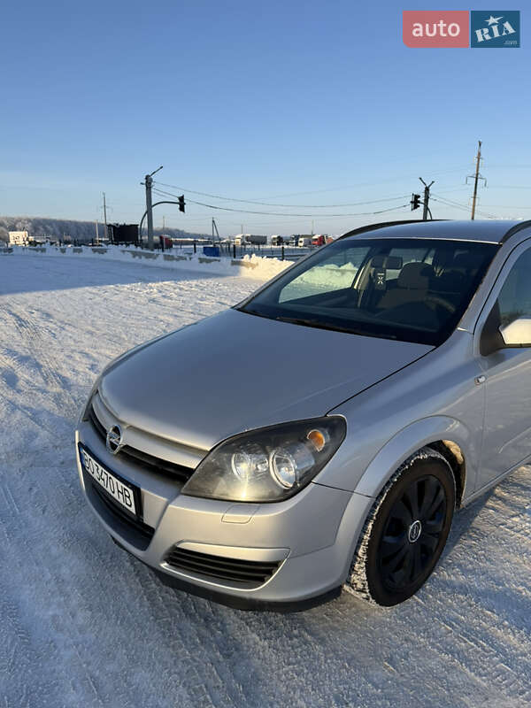 Универсал Opel Astra 2005 в Тернополе