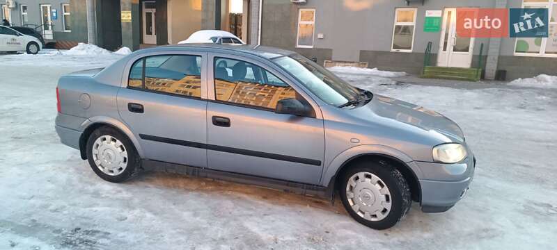 Седан Opel Astra 2008 в Стрые фото 15 Седан Opel Astra 2008 в Стрые