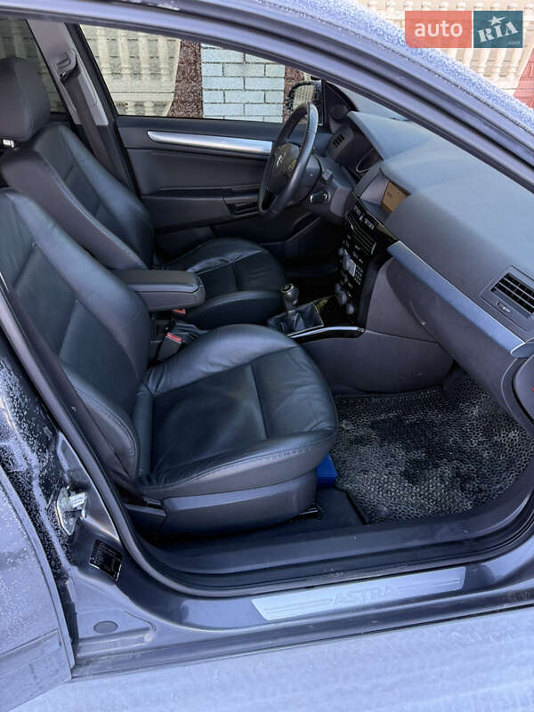 Универсал Opel Astra 2009 в Ивано-Франковске фото 40 Универсал Opel Astra 2009 в Ивано-Франковске