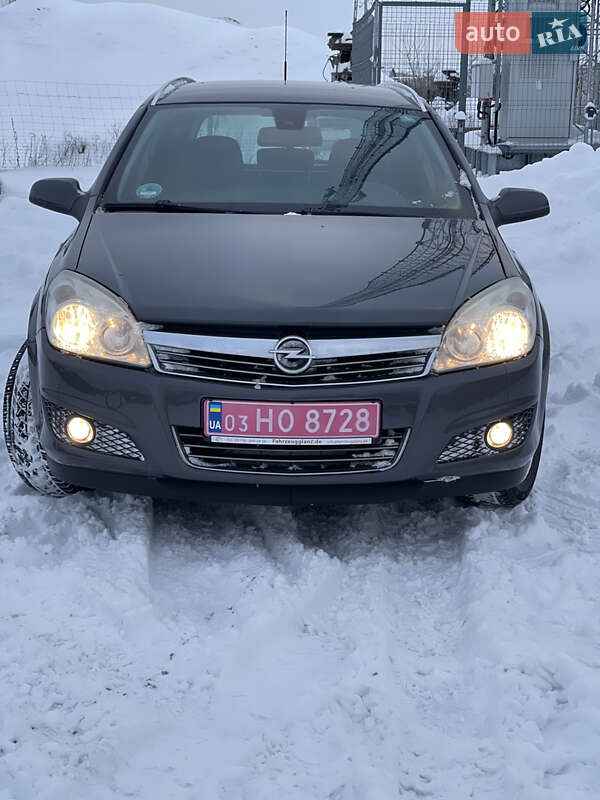 Универсал Opel Astra 2009 в Луцке фото 11 Универсал Opel Astra 2009 в Луцке