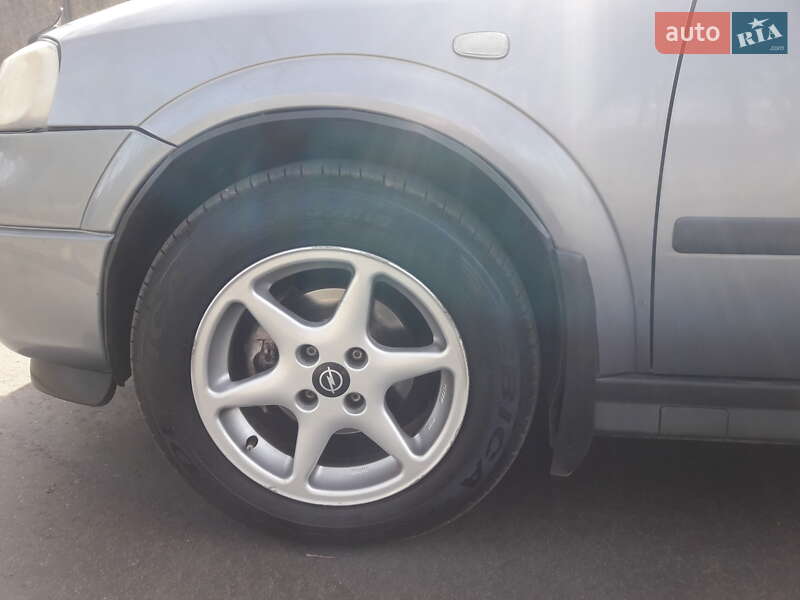 Седан Opel Astra 2006 в Умани фото 5 Седан Opel Astra 2006 в Умани