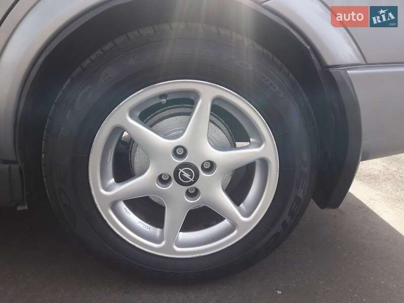 Седан Opel Astra 2006 в Умани фото 6 Седан Opel Astra 2006 в Умани