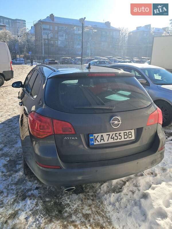 Универсал Opel Astra 2011 в Киеве фото 3 Универсал Opel Astra 2011 в Киеве