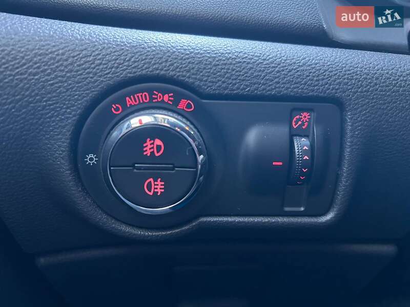 Универсал Opel Astra 2011 в Киеве фото 18 Универсал Opel Astra 2011 в Киеве