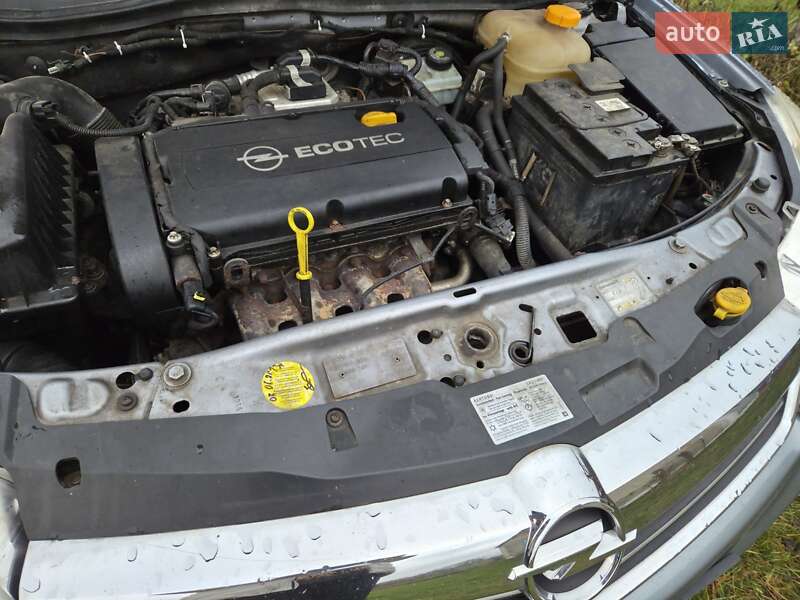 Универсал Opel Astra 2007 в Луцке