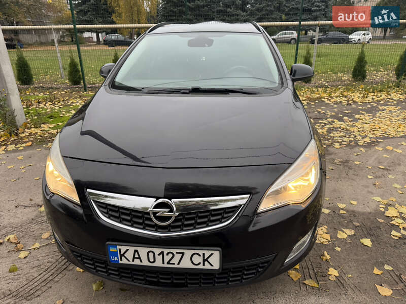 Универсал Opel Astra 2011 в Броварах фото 3 Универсал Opel Astra 2011 в Броварах
