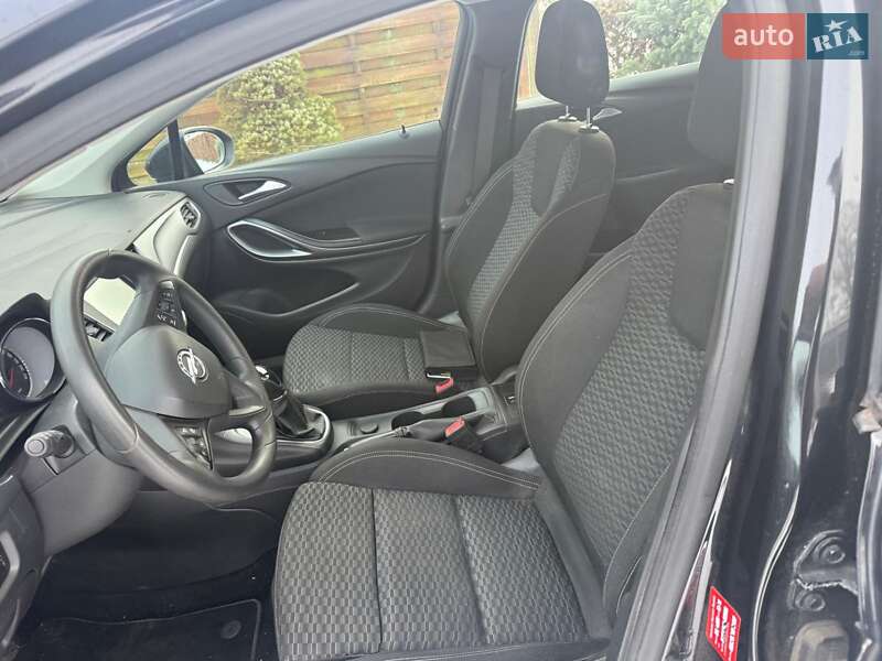 Универсал Opel Astra 2016 в Вараше