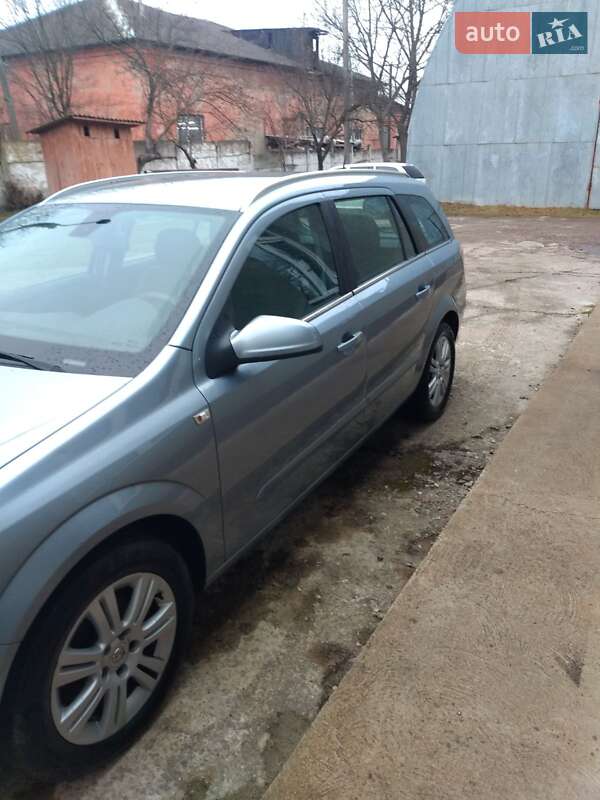 Универсал Opel Astra 2008 в Ивано-Франковске фото 2 Универсал Opel Astra 2008 в Ивано-Франковске