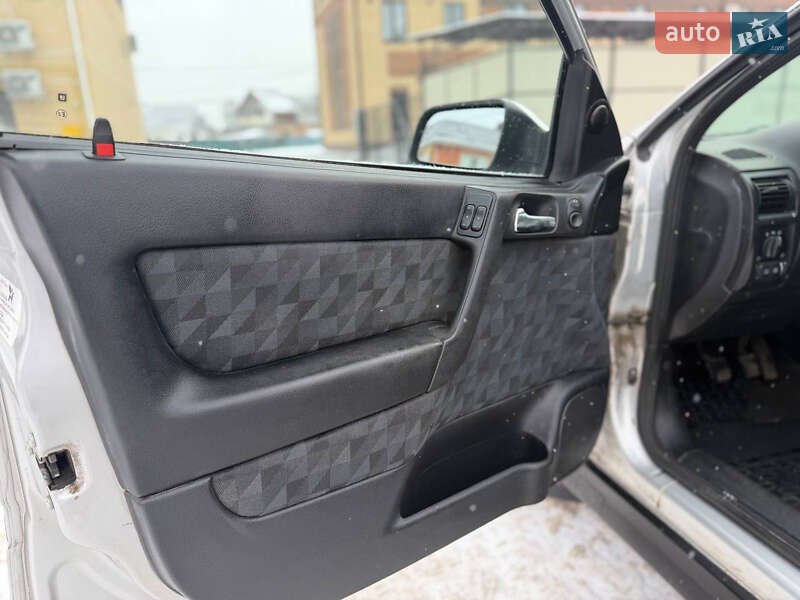 Хэтчбек Opel Astra 2001 в Белой Церкви фото 29 Хэтчбек Opel Astra 2001 в Белой Церкви