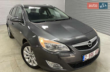 Універсал Opel Astra 2012 в Стрию