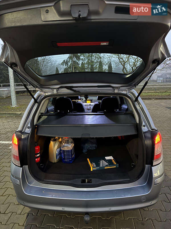 Универсал Opel Astra 2010 в Радехове фото 9 Универсал Opel Astra 2010 в Радехове