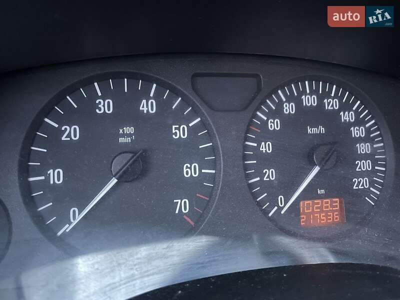 Седан Opel Astra 2004 в Стрые