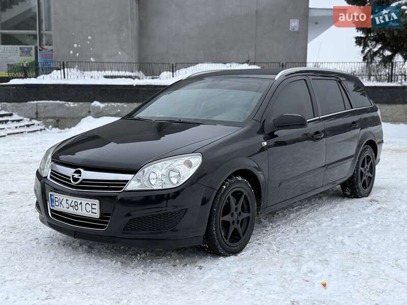 Универсал Opel Astra 2007 в Ровно