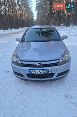 Хетчбек Opel Astra 2005 в Лубнах
