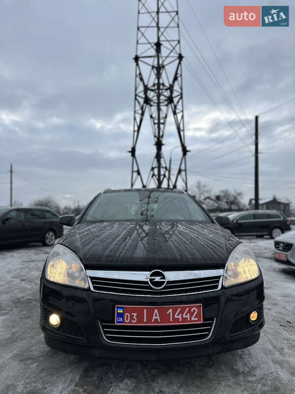 Универсал Opel Astra 2008 в Луцке фото Универсал Opel Astra 2008 в Луцке