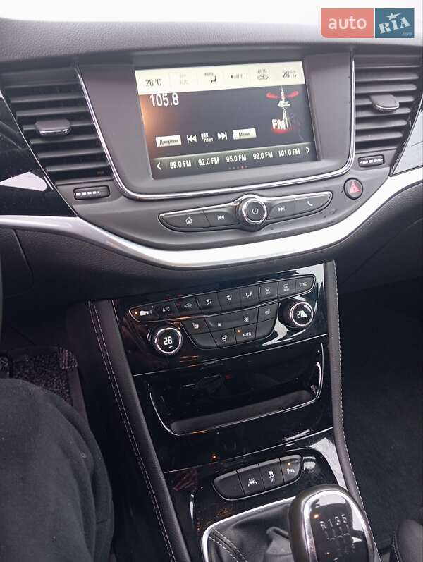 Хетчбек Opel Astra 2016 в Луцьку