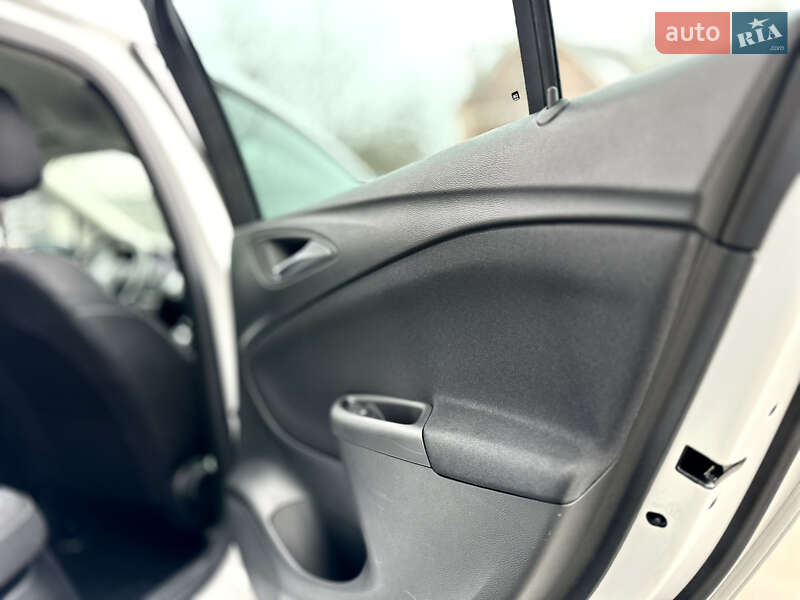 Универсал Opel Astra 2020 в Луцке