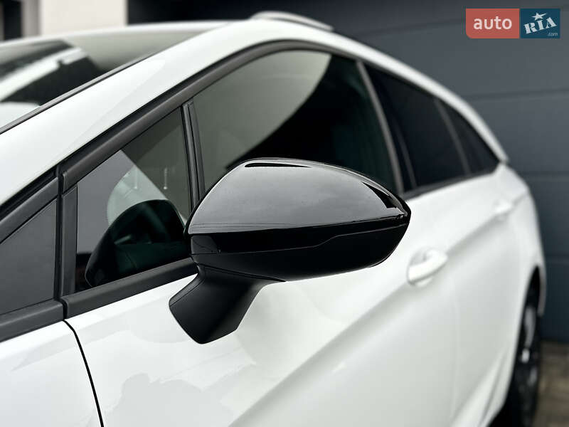 Универсал Opel Astra 2020 в Луцке