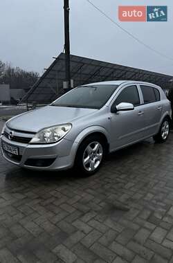 Хэтчбек Opel Astra 2007 в Каменском