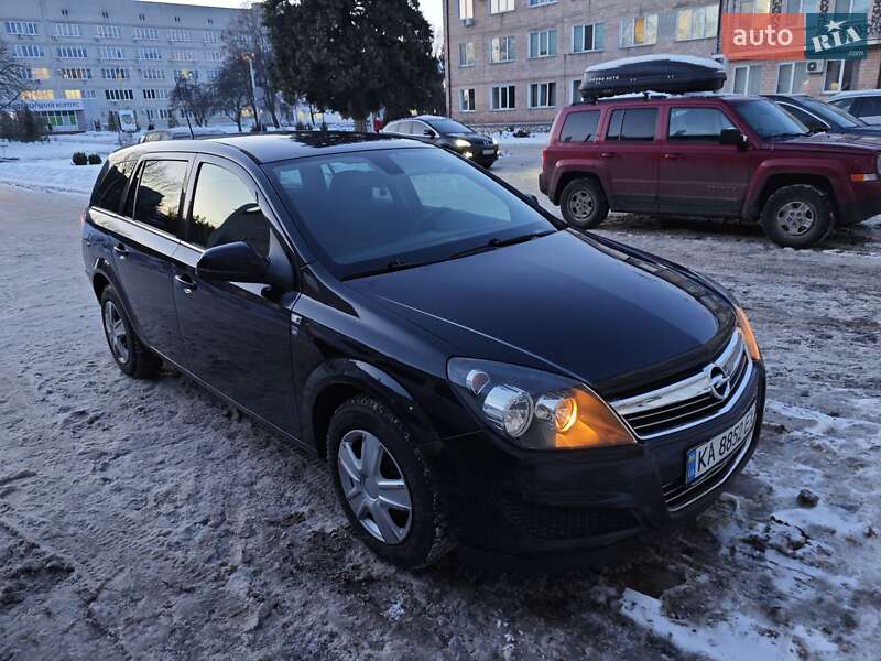 Opel Astra 2010