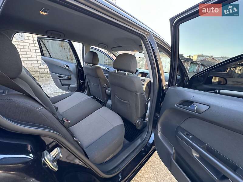 Универсал Opel Astra 2008 в Николаеве фото 24 Универсал Opel Astra 2008 в Николаеве