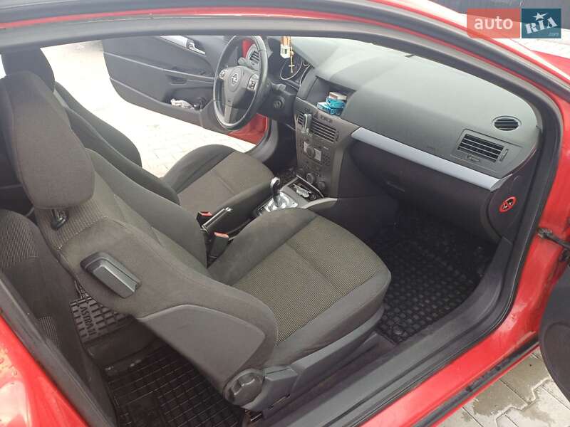 Хэтчбек Opel Astra 2006 в Николаеве