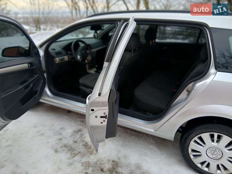 Универсал Opel Astra 2008 в Ровно фото 25 Универсал Opel Astra 2008 в Ровно
