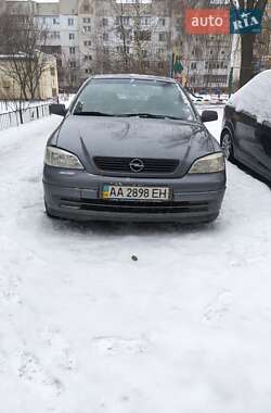 Седан Opel Astra 2007 в Киеве