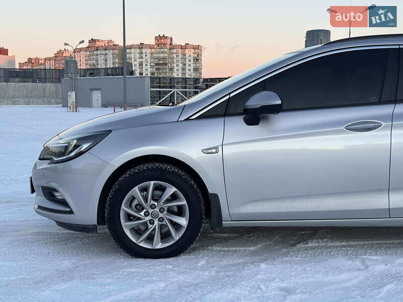 Универсал Opel Astra 2018 в Киеве фото 59 Универсал Opel Astra 2018 в Киеве