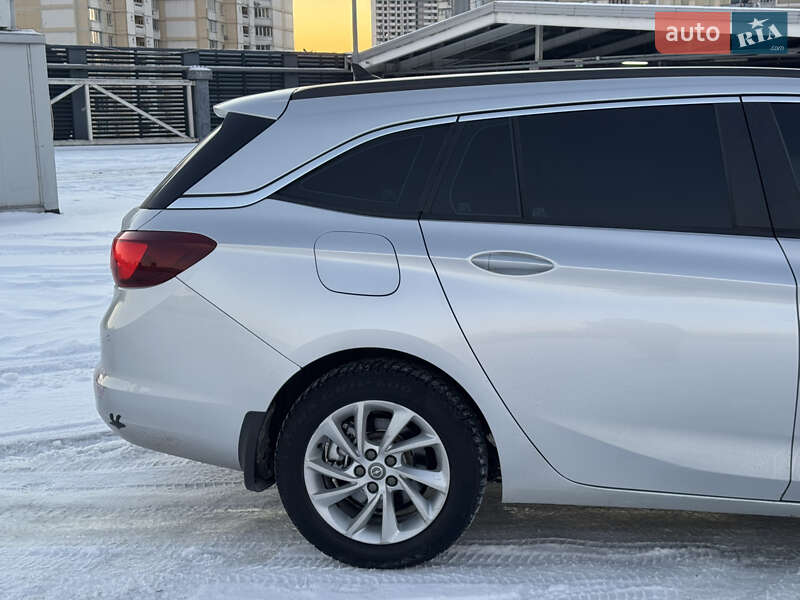 Универсал Opel Astra 2018 в Киеве фото 63 Универсал Opel Astra 2018 в Киеве