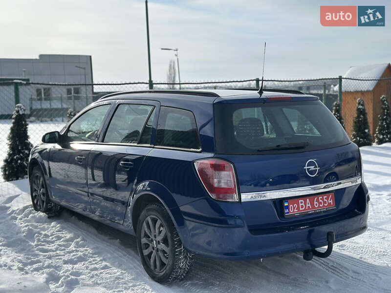 Универсал Opel Astra 2008 в Виннице