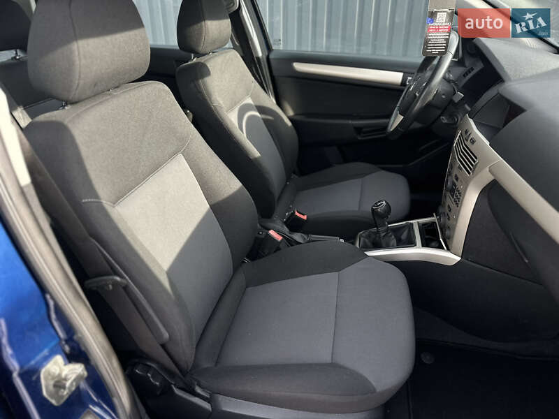 Универсал Opel Astra 2008 в Виннице