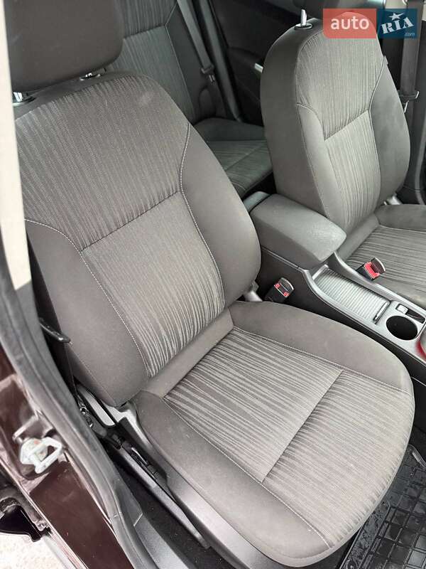 Хэтчбек Opel Astra 2011 в Ровно