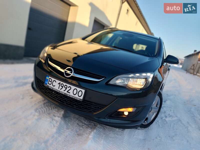 Универсал Opel Astra 2016 в Самборе