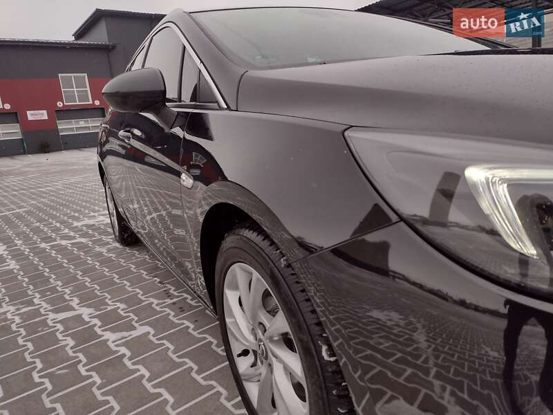 Универсал Opel Astra 2022 в Дубно
