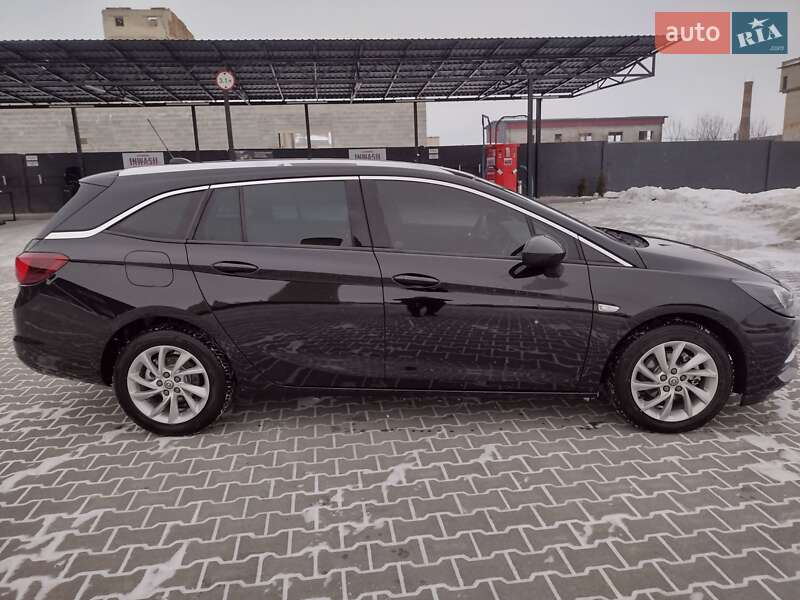 Универсал Opel Astra 2022 в Дубно