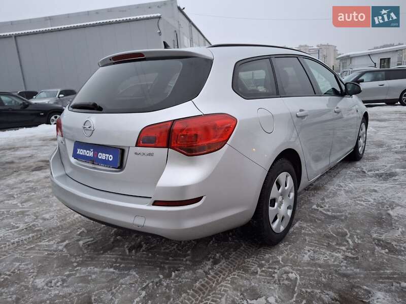 Універсал Opel Astra 2012 в Львові фото 5 Універсал Opel Astra 2012 в Львові