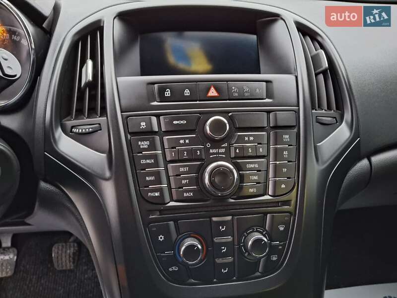 Універсал Opel Astra 2012 в Львові фото 14 Універсал Opel Astra 2012 в Львові