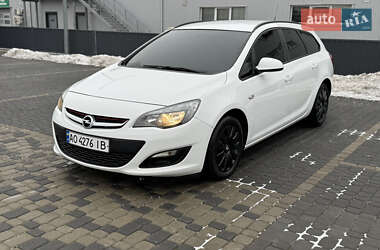 Универсал Opel Astra 2013 в Мукачево