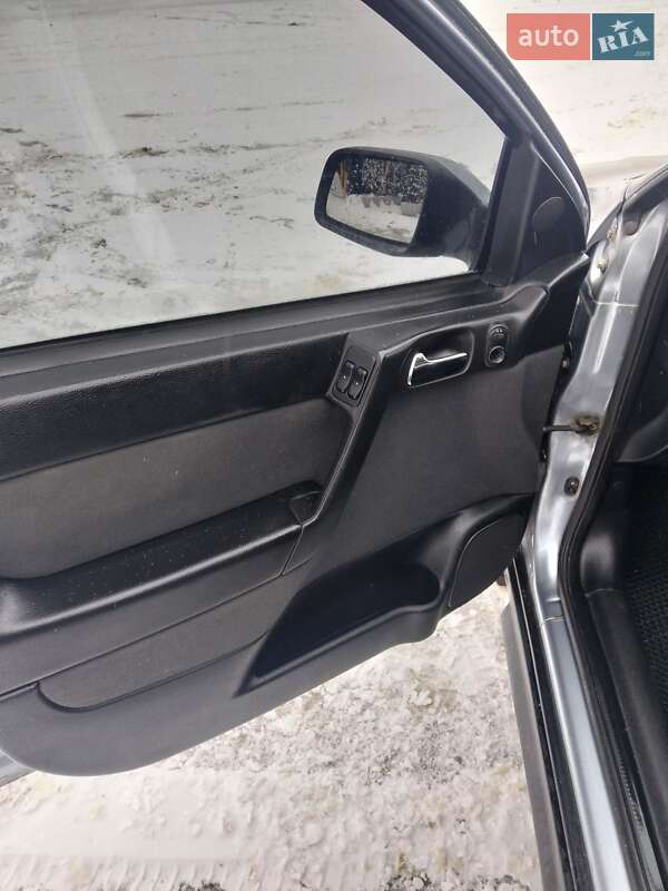 Седан Opel Astra 2003 в Харькове