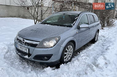 Універсал Opel Astra 2006 в Новому Розділі