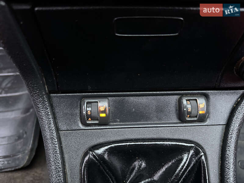 Универсал Opel Astra 2001 в Черновцах