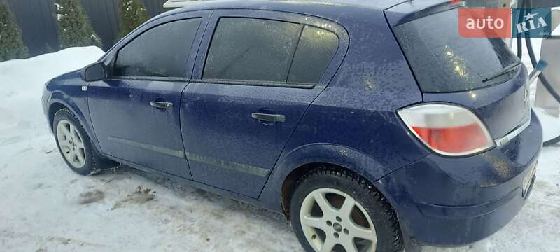 Хетчбек Opel Astra 2008 в Звягелі