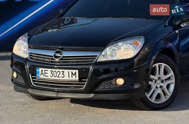 Седан Opel Astra 2008 в Запоріжжі