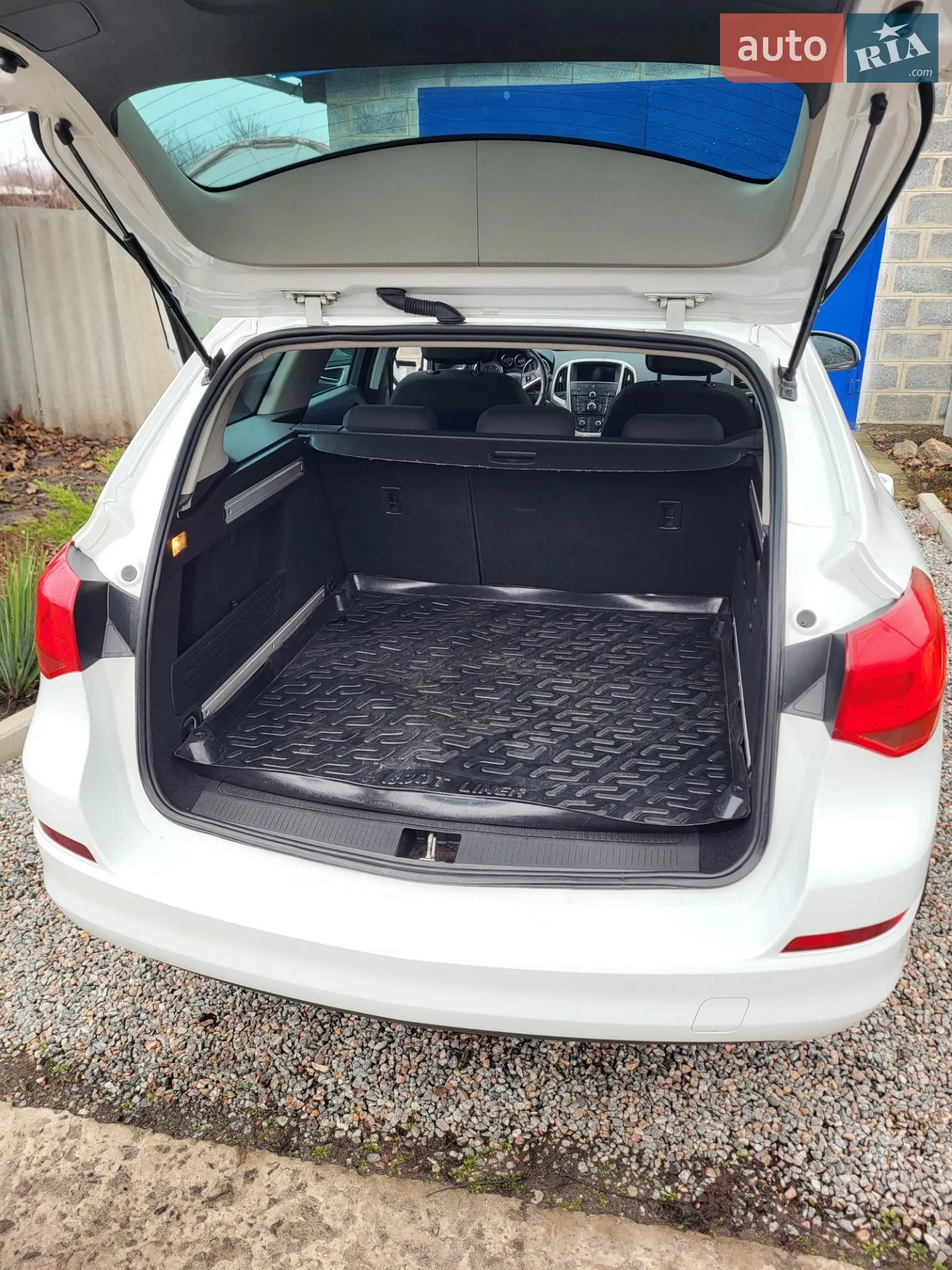 2011 Opel Astra - мініатюра 10