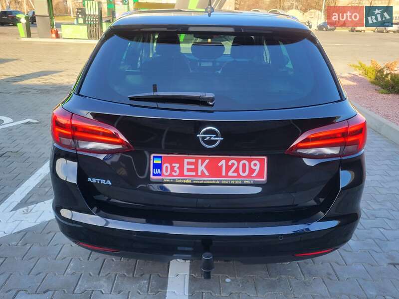 Універсал Opel Astra 2019 в Луцьку