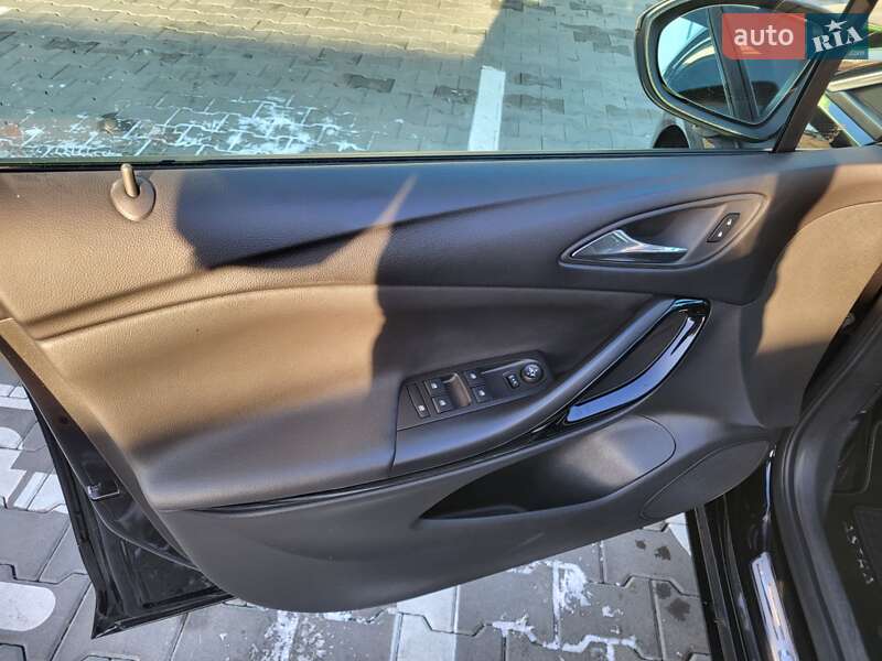 Універсал Opel Astra 2019 в Луцьку