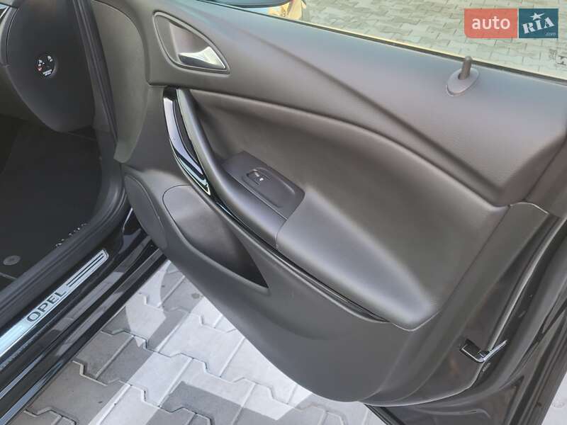 Універсал Opel Astra 2019 в Луцьку