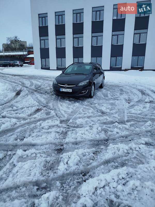 Opel Astra 2013 Opel Astra 2013